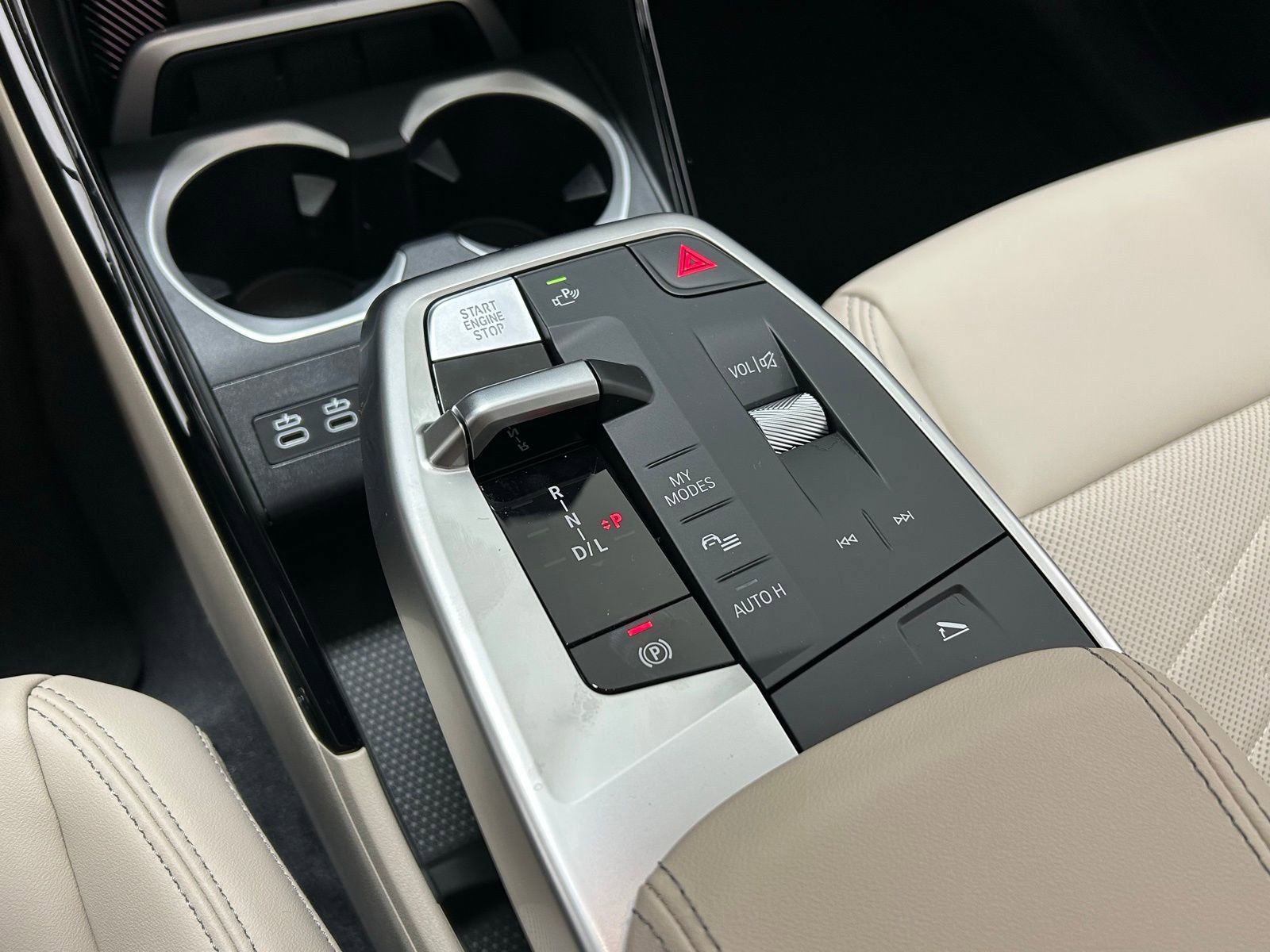 New 2025 BMW X1 xDrive28i w/ Premium Package image 22