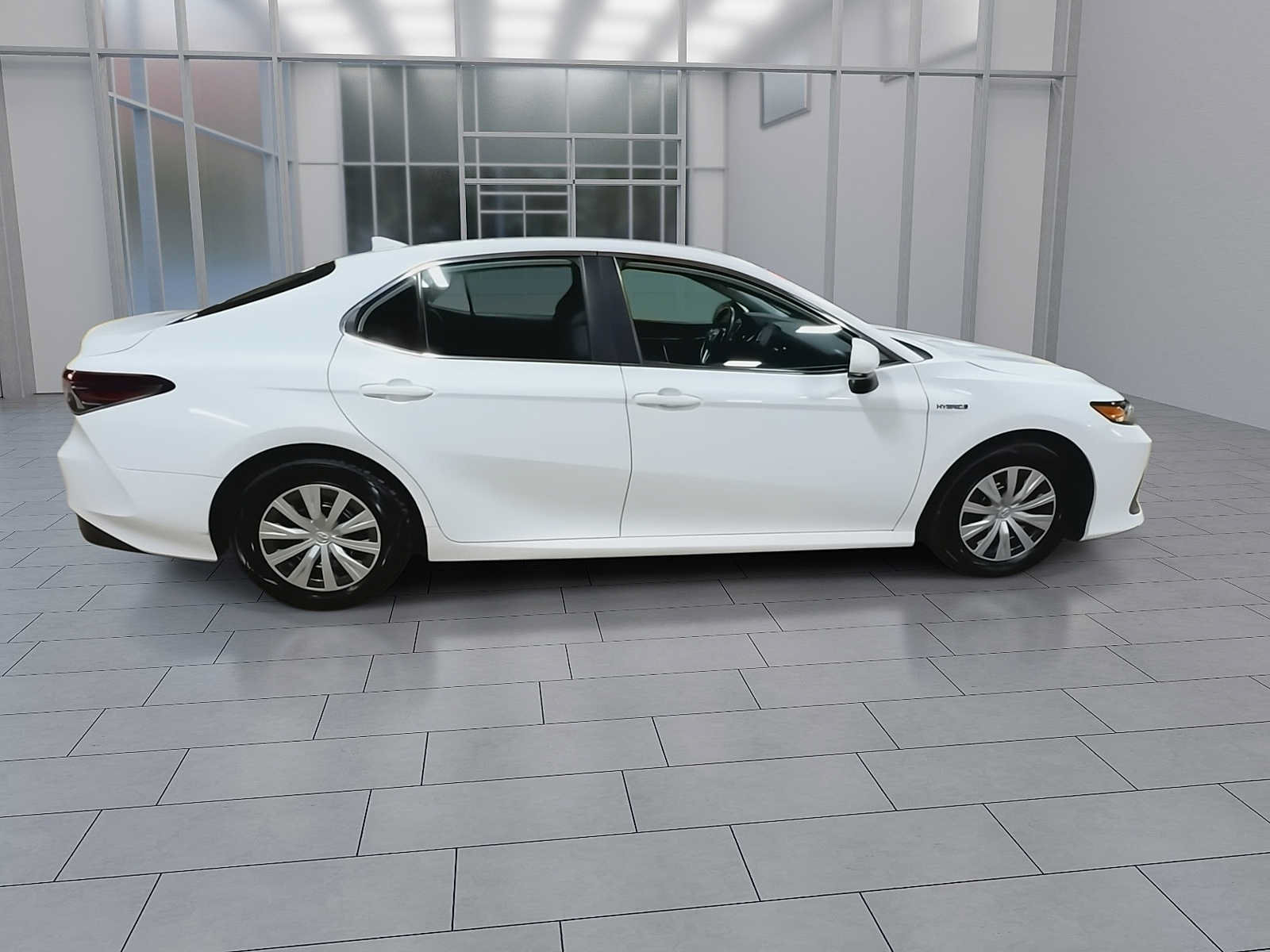 Used 2021 Toyota Camry LE FWD image 9