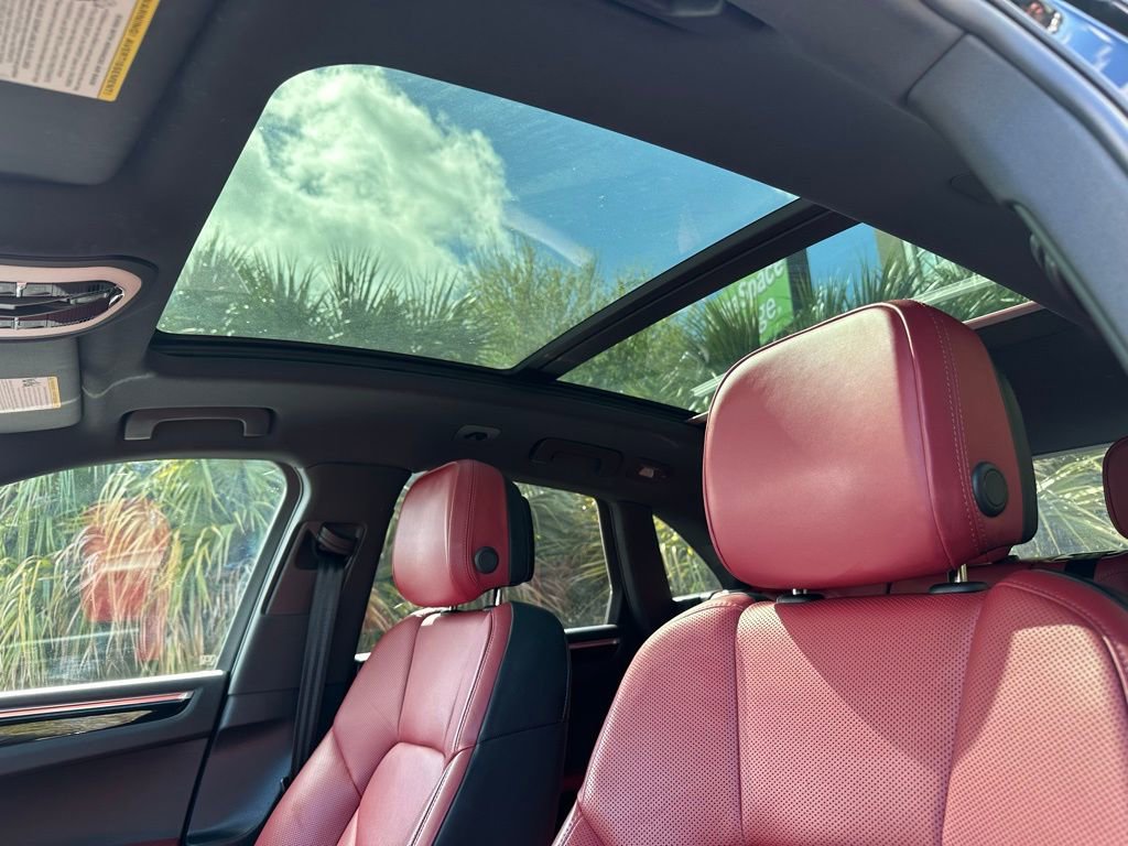 Used 2023 Porsche Macan image 26