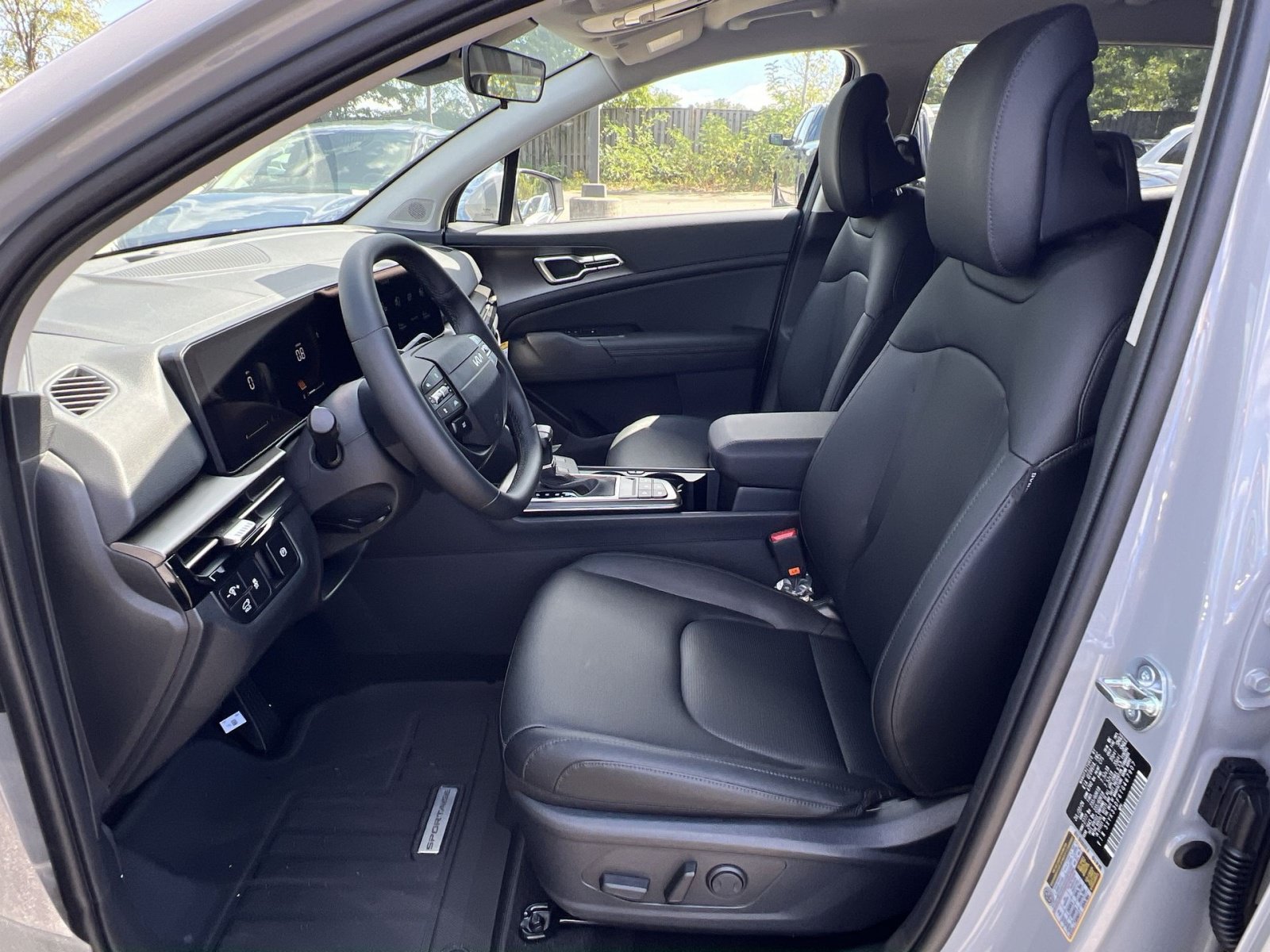 New 2026 Kia Sportage EX FWD image 21