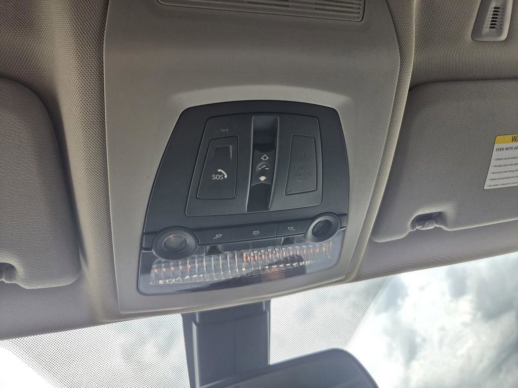Used 2017 BMW X3 sDrive28i RWD image 22