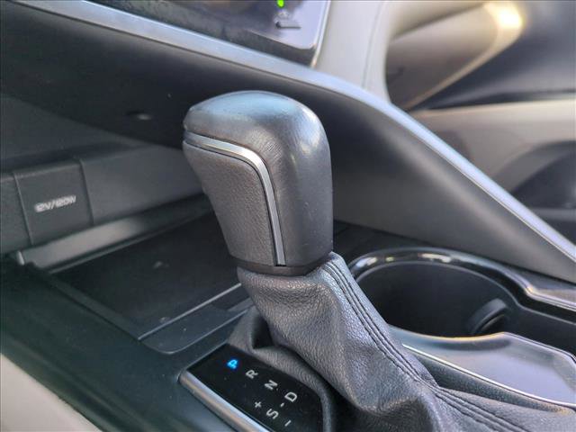 Certified 2020 Toyota Camry SE FWD image 12