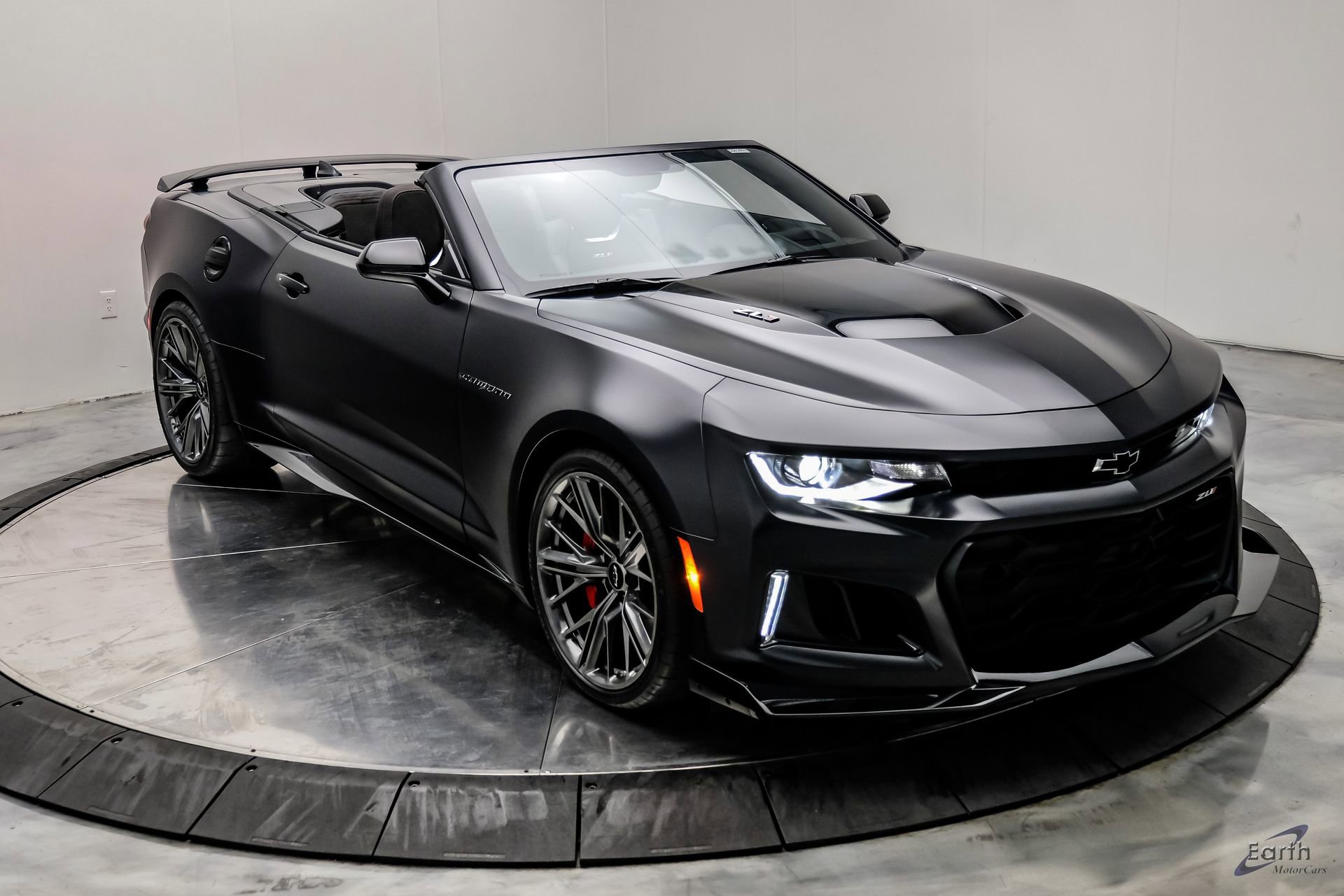 Used 2024 Chevrolet Camaro ZL1 image 34