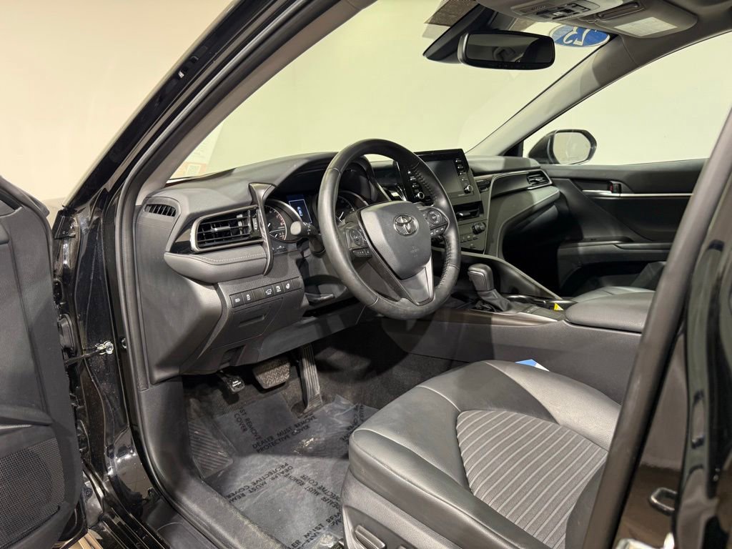 Certified 2023 Toyota Camry SE w/ Cold Weather Package FWD image 16