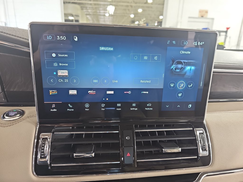 Used 2023 Lincoln Navigator L Reserve AWD/4WD image 29