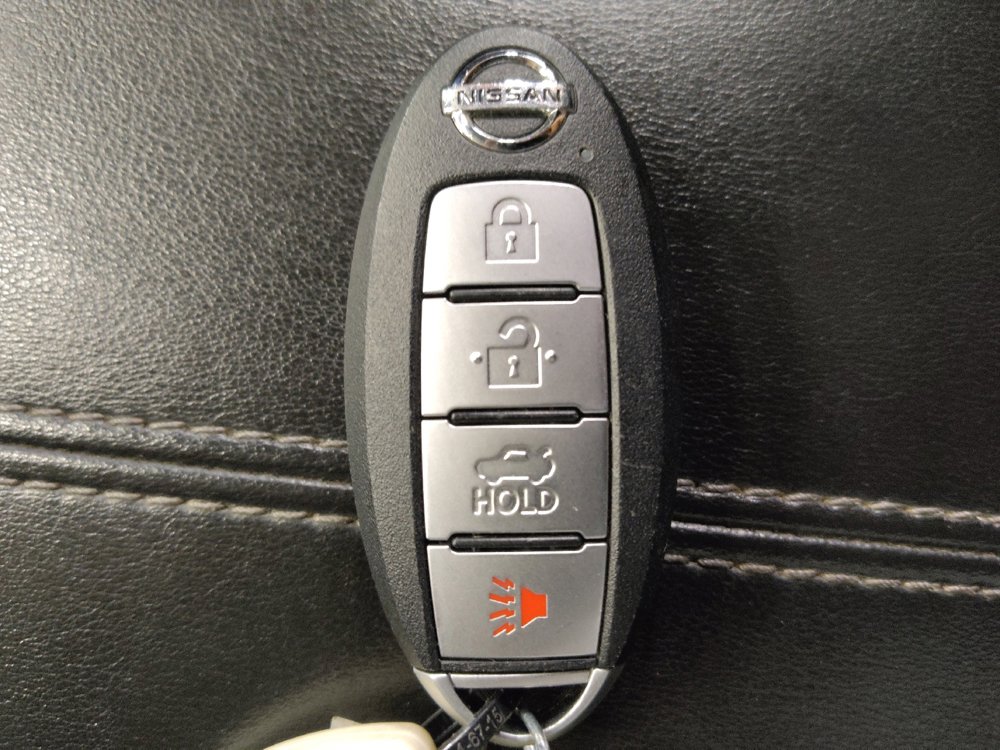 Used 2020 Nissan Sentra SV w/ Electronics Package FWD image 32