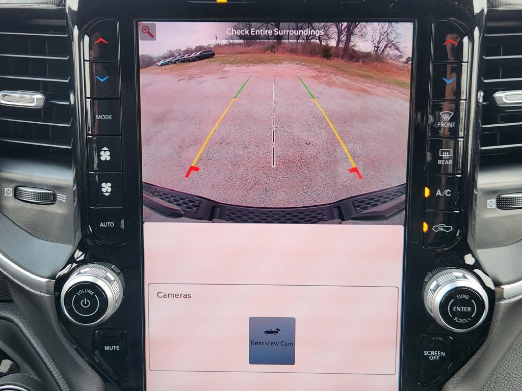 New 2026 RAM 1500 4x4 Crew Cab image 13