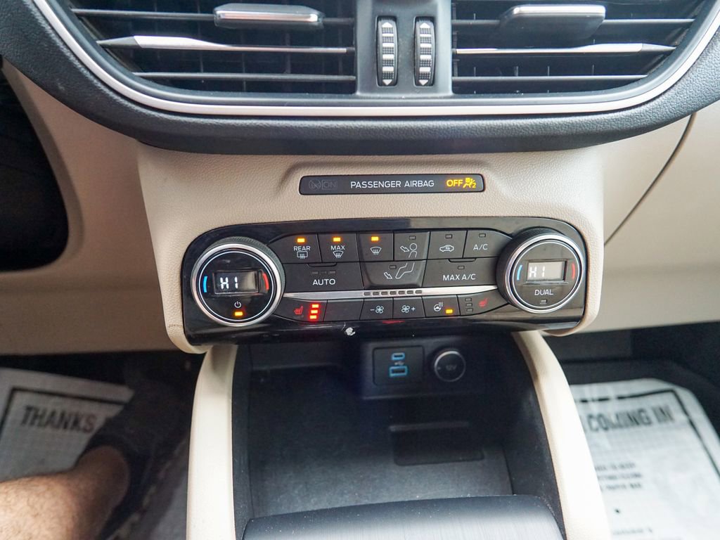Used 2021 Ford Escape SEL FWD image 25
