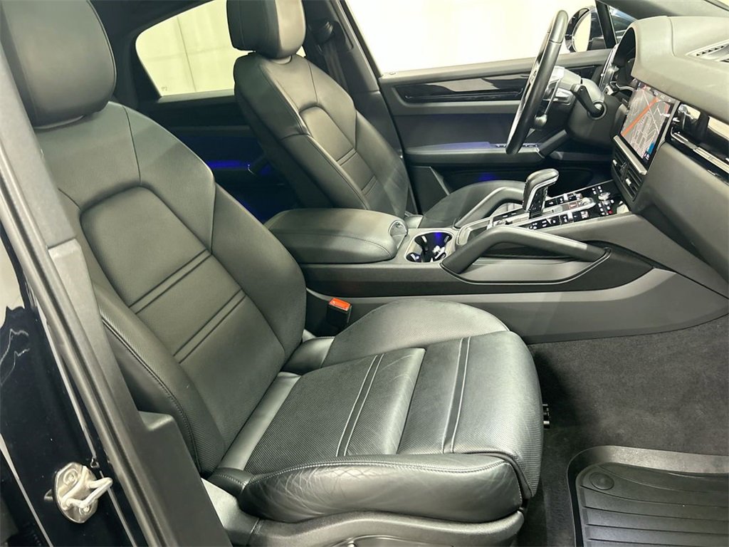 Certified 2021 Porsche Cayenne Coupe image 23