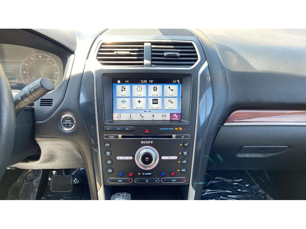 Used 2018 Ford Explorer Platinum AWD/4WD image 13