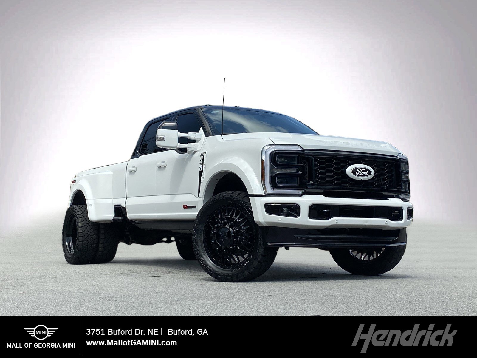 Used 2026 Ford F450 Platinum w/ FX4 Off-Road Package image 1