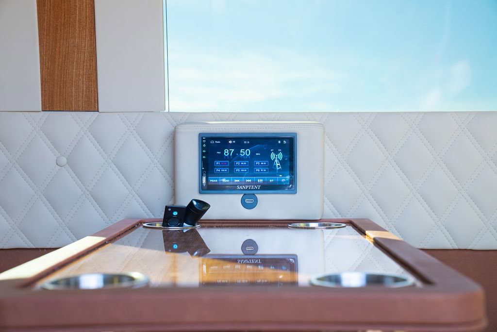 Used 2022 Mercedes-Benz Sprinter 3500 image 16