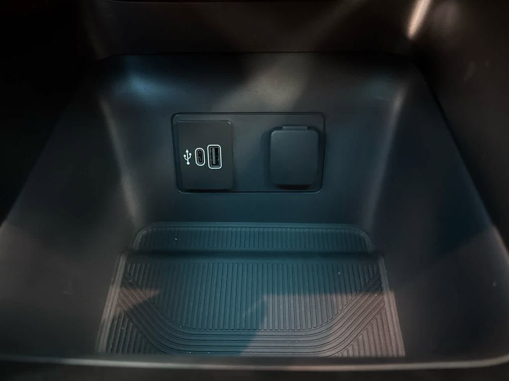 New 2026 Ford Explorer ST w/ Sun And Sound Package image 18