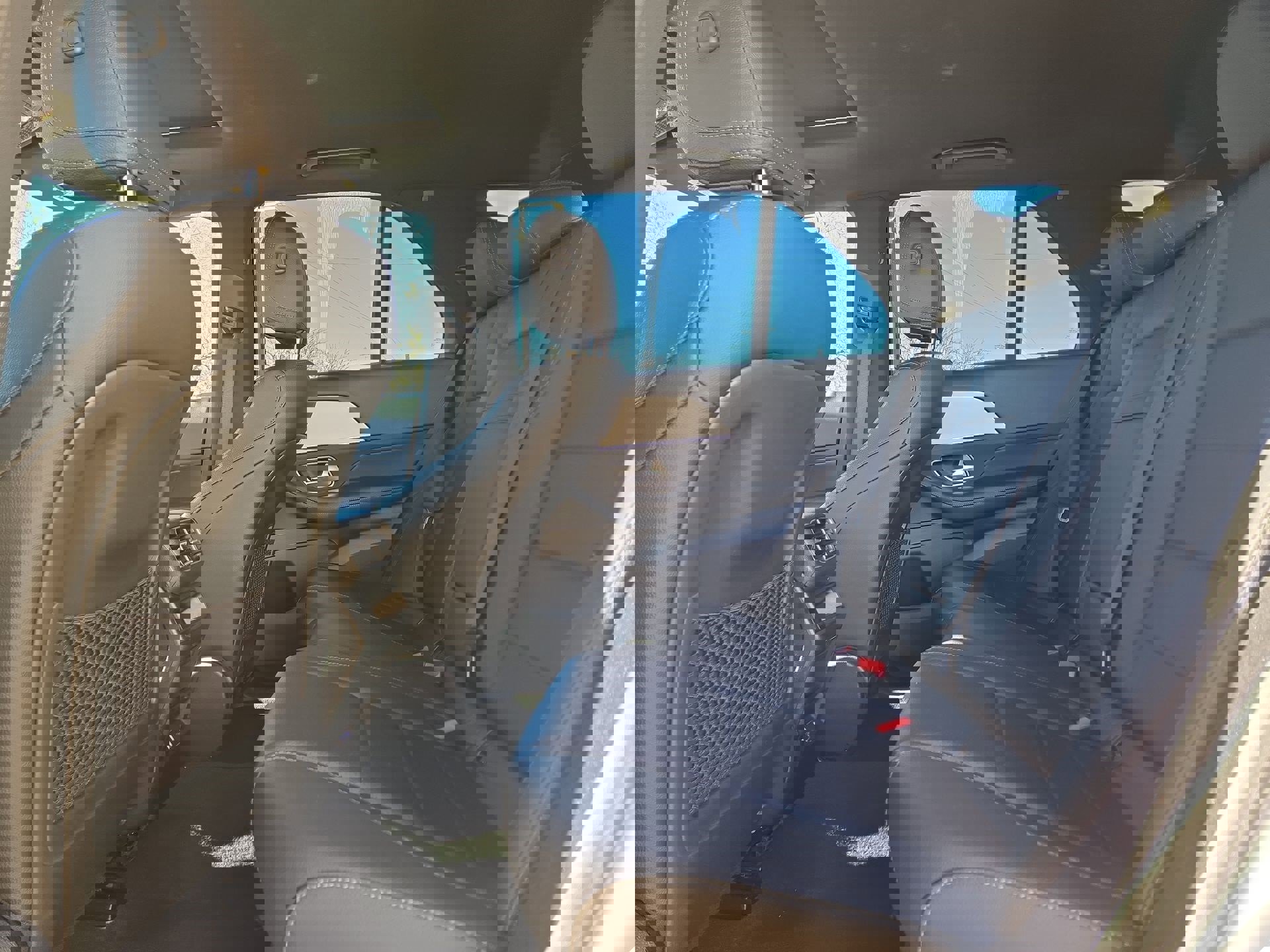 Used 2024 Mercedes-Benz GLE 450e 4MATIC image 13