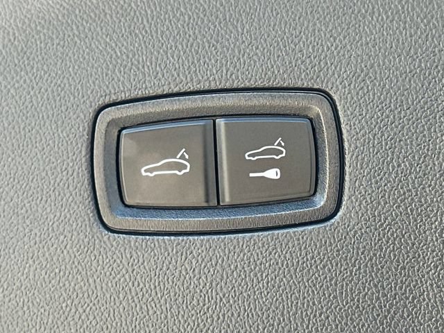 Used 2024 Porsche Cayenne Coupe AWD/4WD image 20