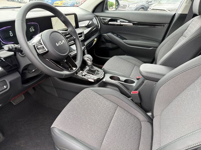 New 2026 Kia Seltos S image 18