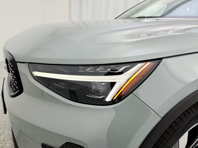 New 2026 Volvo XC40 B5 Ultra w/ Climate Package image 26