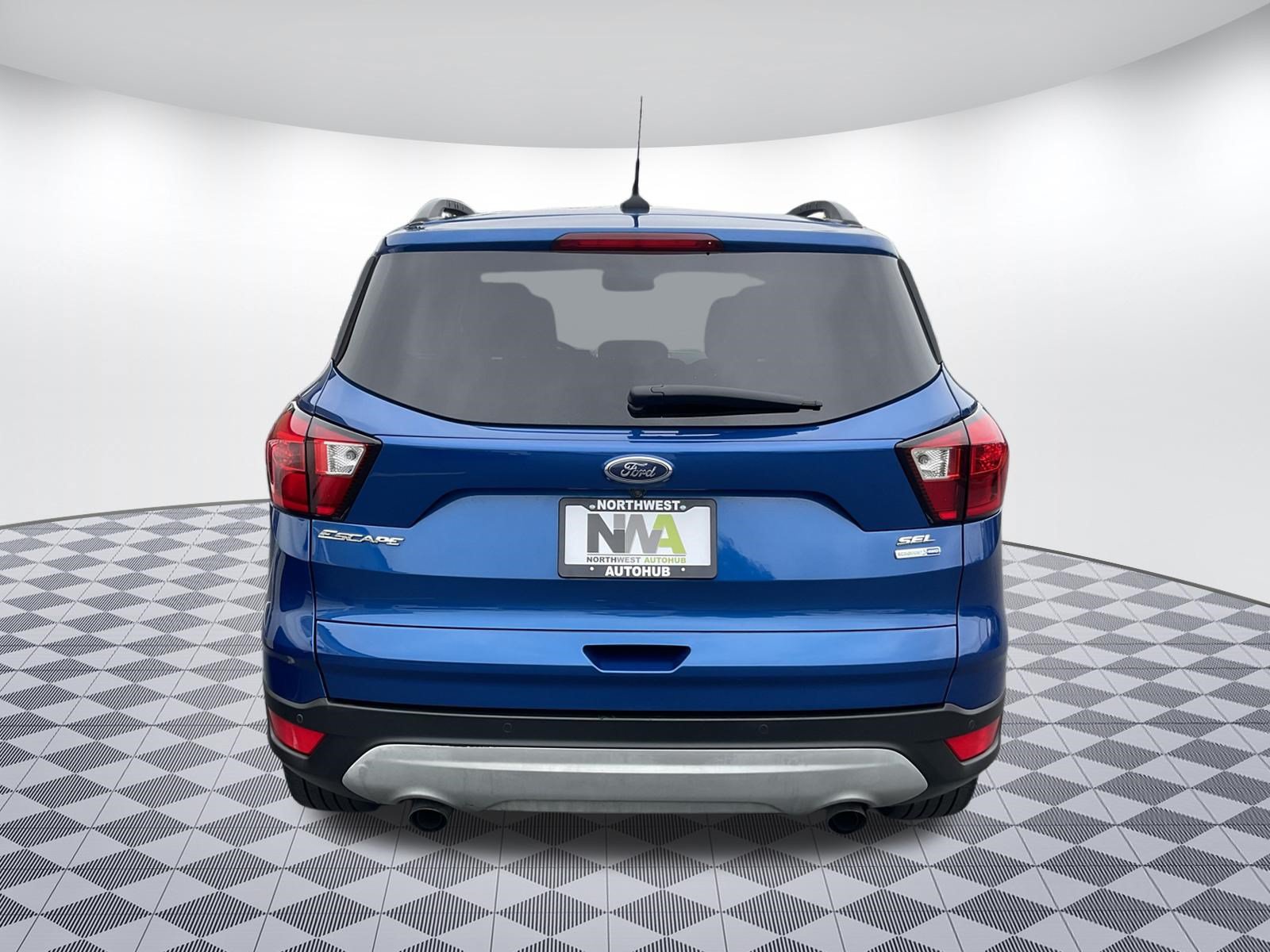 Used 2019 Ford Escape SEL AWD/4WD image 4