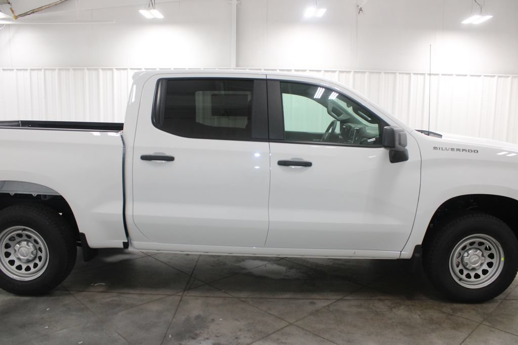 New 2026 Chevrolet Silverado 1500 W/T w/ WT Value Package AWD/4WD image 11