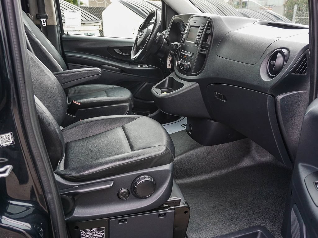 Used 2020 Mercedes-Benz Metris Passenger w/ Premium Safety Package image 12