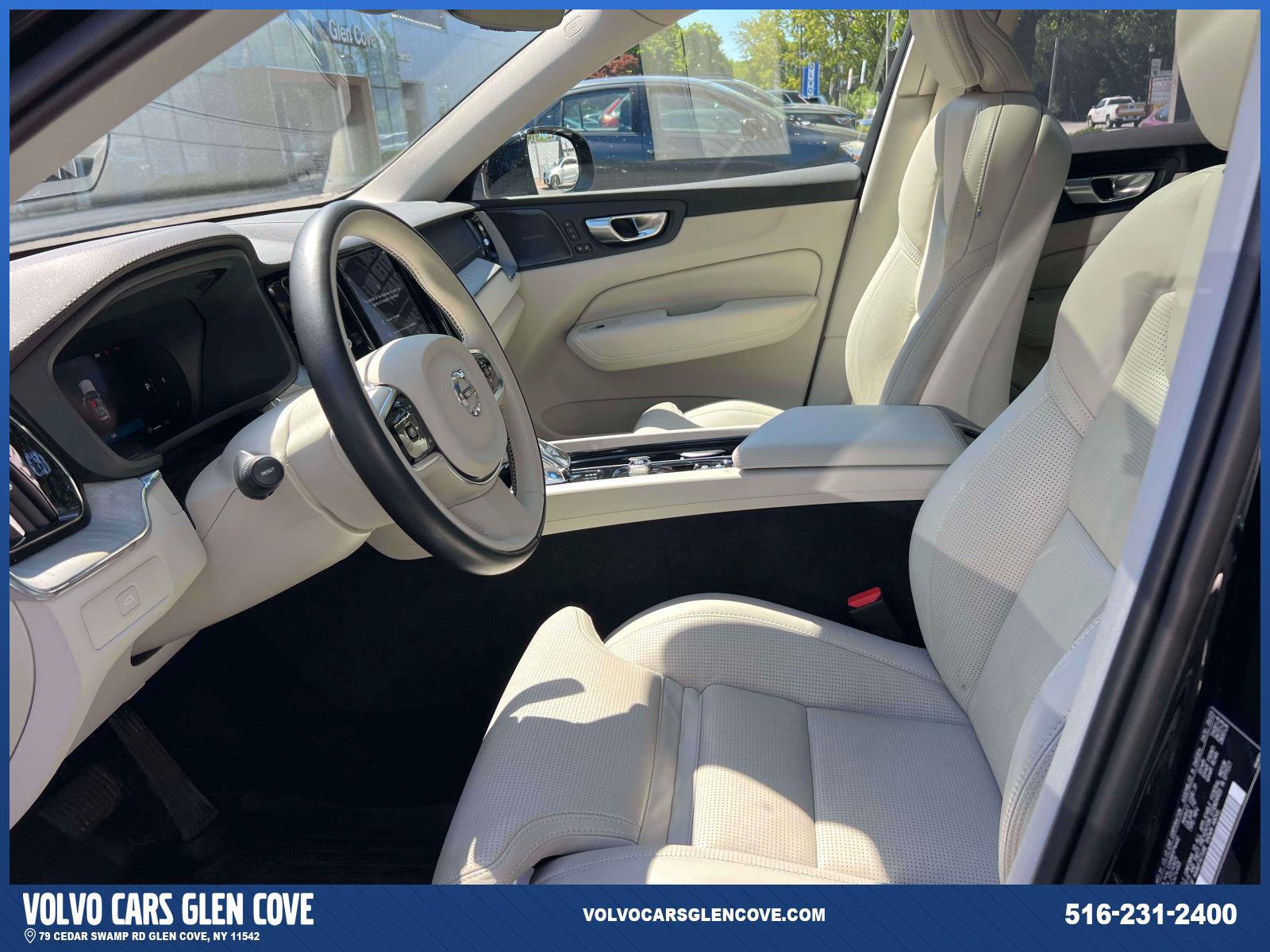 Certified 2024 Volvo XC60 B5 Ultimate w/ Protection Package Premier AWD/4WD image 15