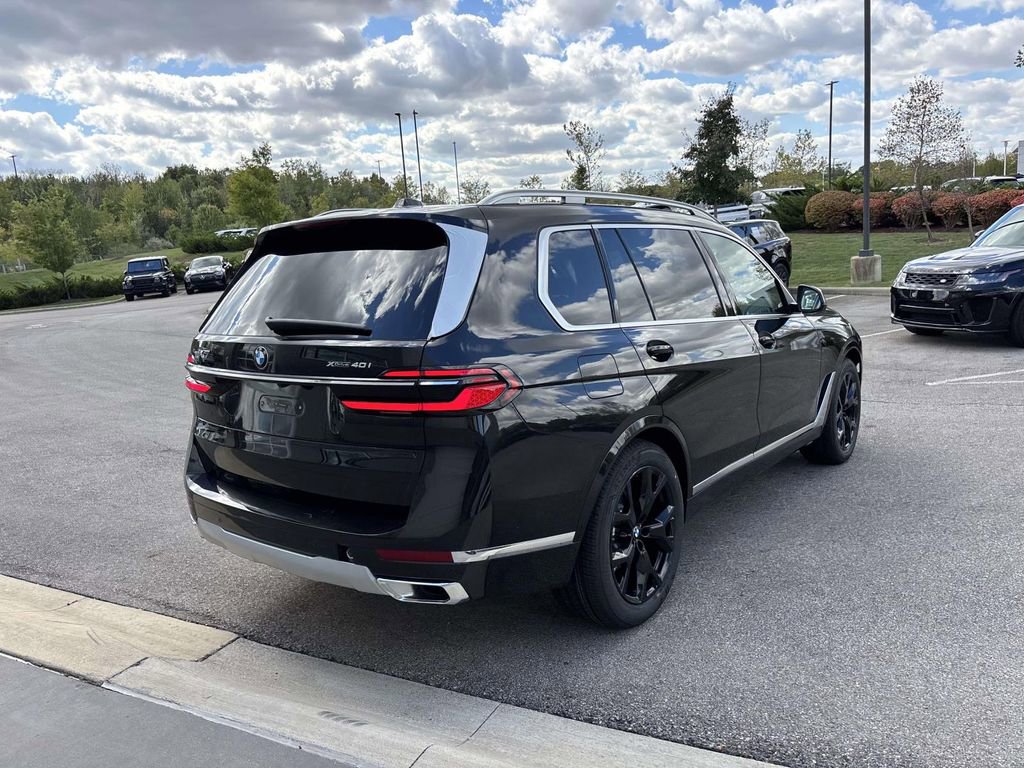 New 2026 BMW X7 xDrive40i w/ Premium Package image 7
