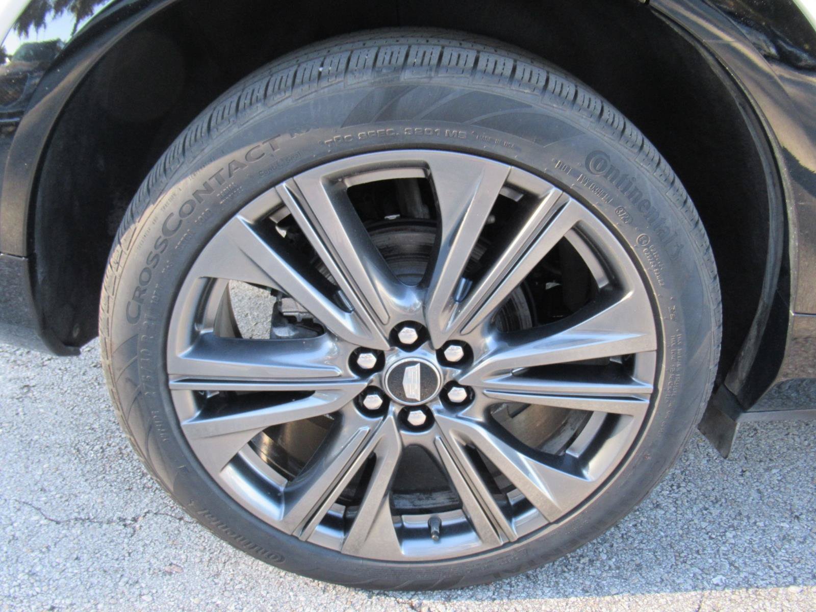 Certified 2025 Cadillac Optiq Sport 2 AWD/4WD image 9