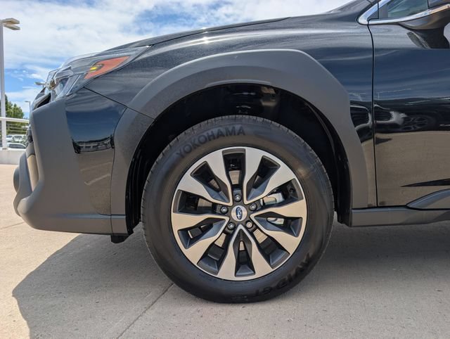 Certified 2025 Subaru Outback Limited AWD/4WD image 12