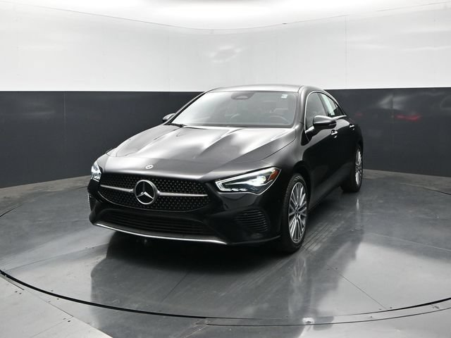 Used 2025 Mercedes-Benz CLA 250 image 4
