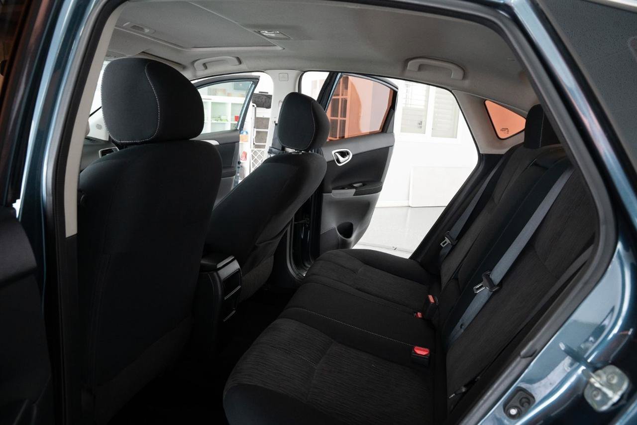 Used 2015 Nissan Sentra SV w/ Style Package FWD image 12