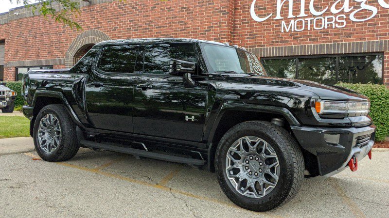 Used 2025 GMC Hummer EV 3X w/ LPO, Sport Package image 1