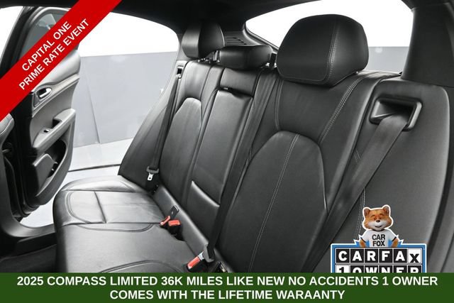 Used 2022 Alfa Romeo Stelvio Ti w/ Active Assist Plus Package AWD/4WD image 17