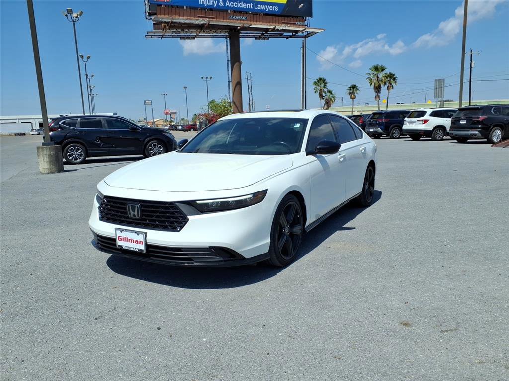 Used 2023 Honda Accord Sport image 4