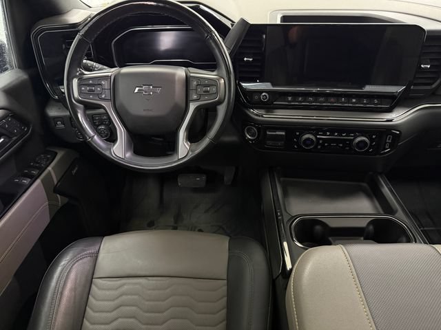Used 2024 Chevrolet Silverado 2500 ZR2 w/ Technology Package AWD/4WD image 30