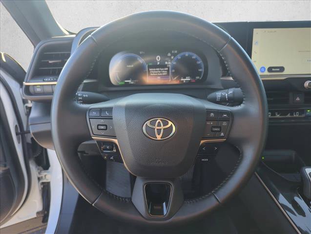 Used 2024 Toyota Crown XLE image 13