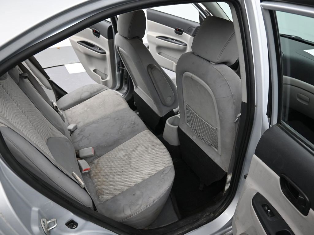 Used 2010 Hyundai Accent GLS w/ Premium Pkg 4 image 25