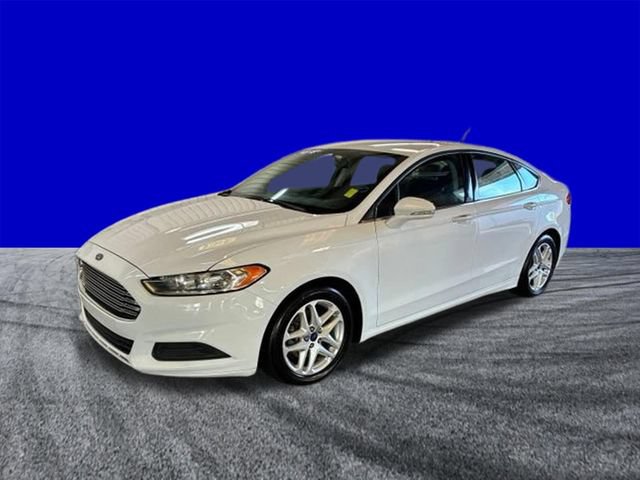Used 2016 Ford Fusion SE FWD image 2