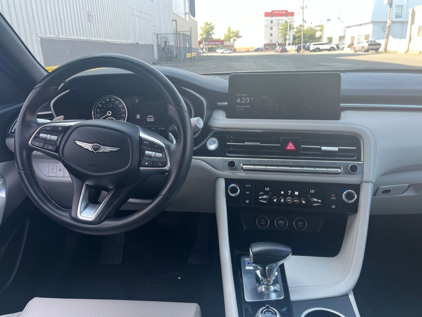 Used 2024 Genesis G70 2.5T image 18