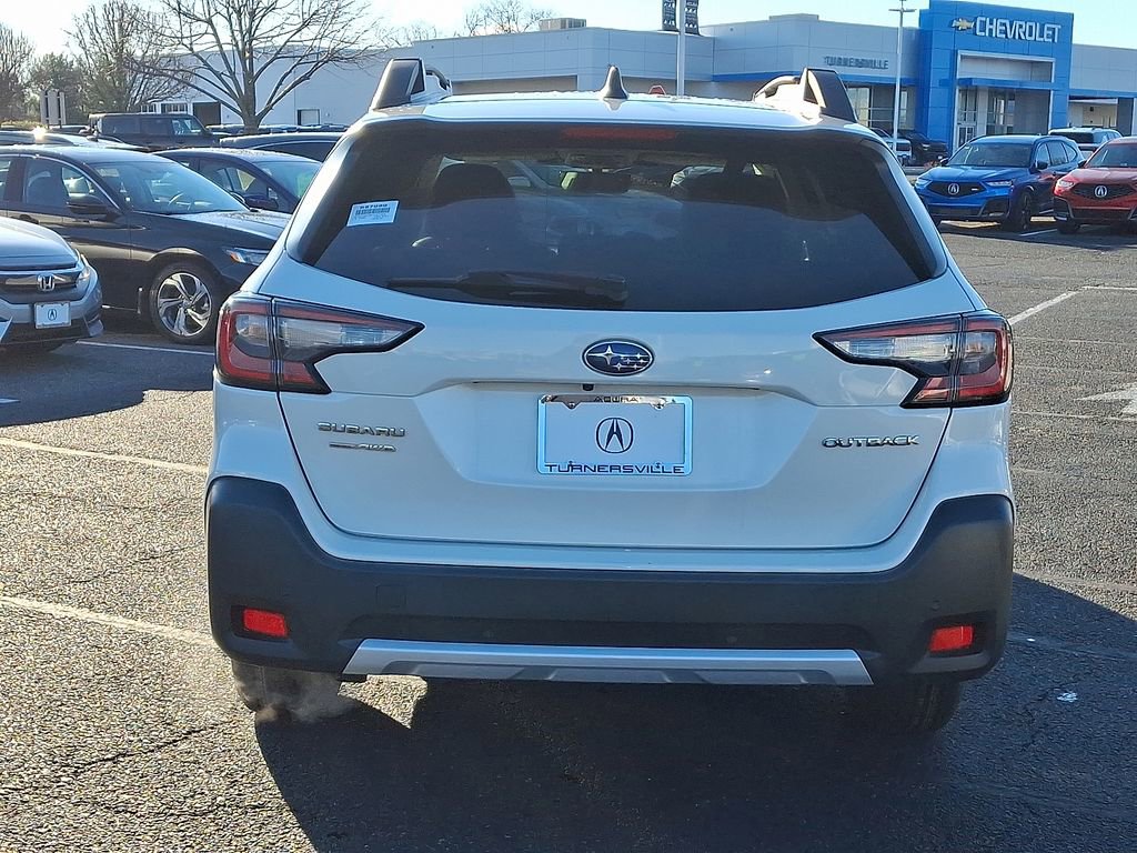 Used 2023 Subaru Outback Limited image 5