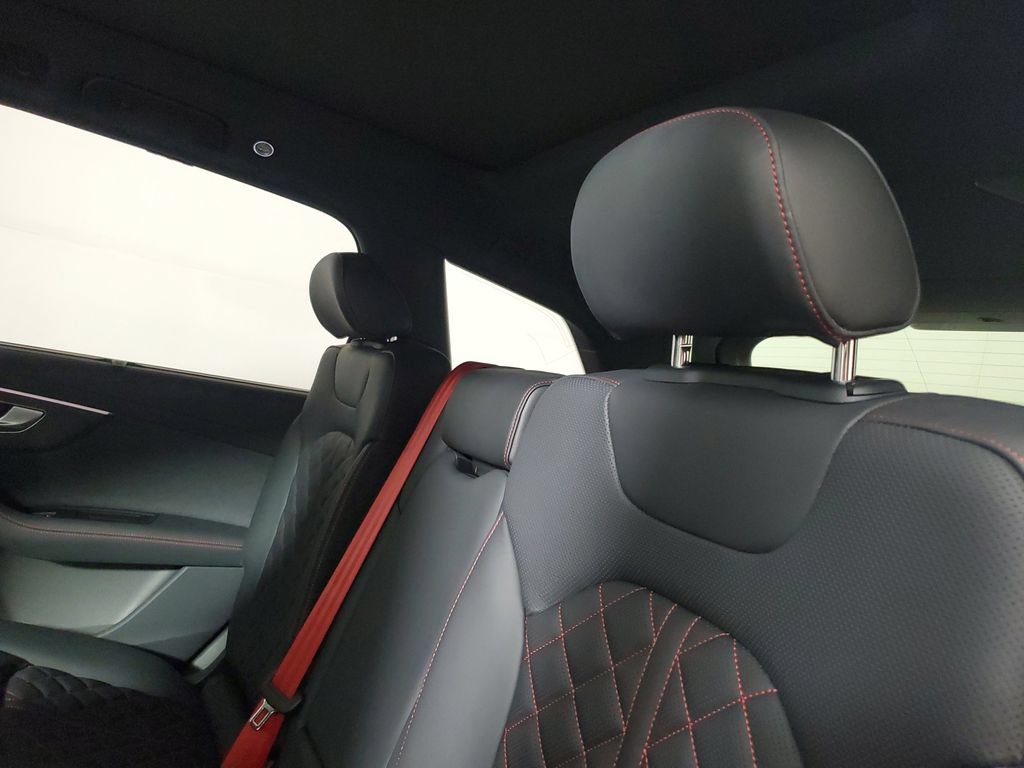 New 2026 Audi Q7 3.0T Prestige AWD/4WD image 12