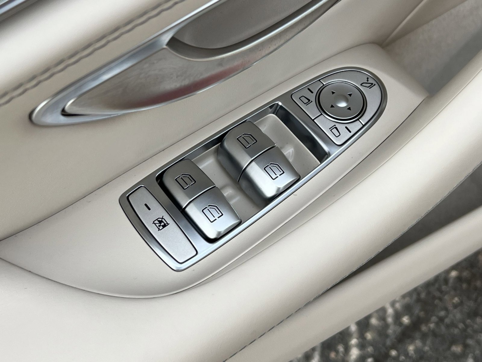 Used 2023 Mercedes-Benz AMG GT 63 image 13