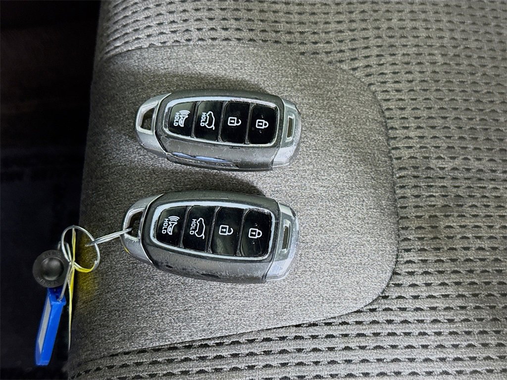 Used 2019 Hyundai Santa Fe SEL w/ Cargo Package image 33