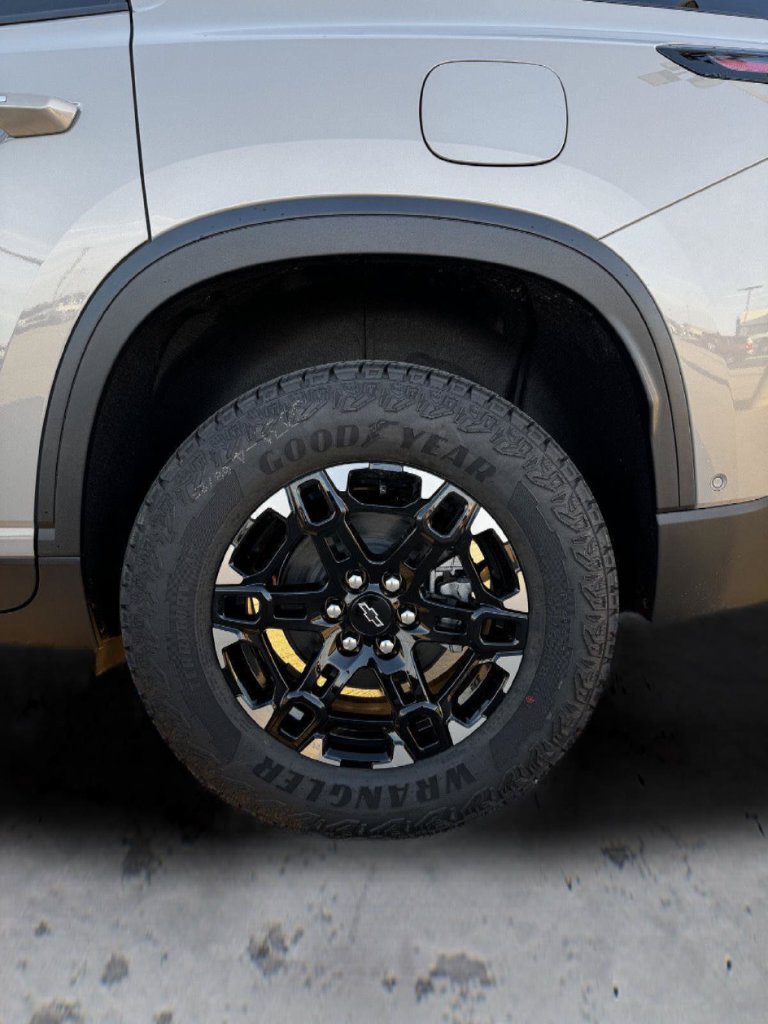New 2027 Chevrolet Traverse Z71 w/ Enhanced Driving Package AWD/4WD image 18