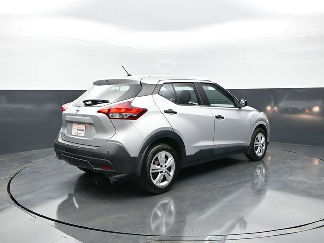 Used 2020 Nissan Kicks S FWD image 8
