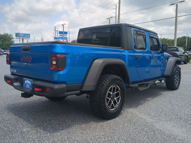 Used 2025 Jeep Gladiator Rubicon w/ Safety Group AWD/4WD image 5