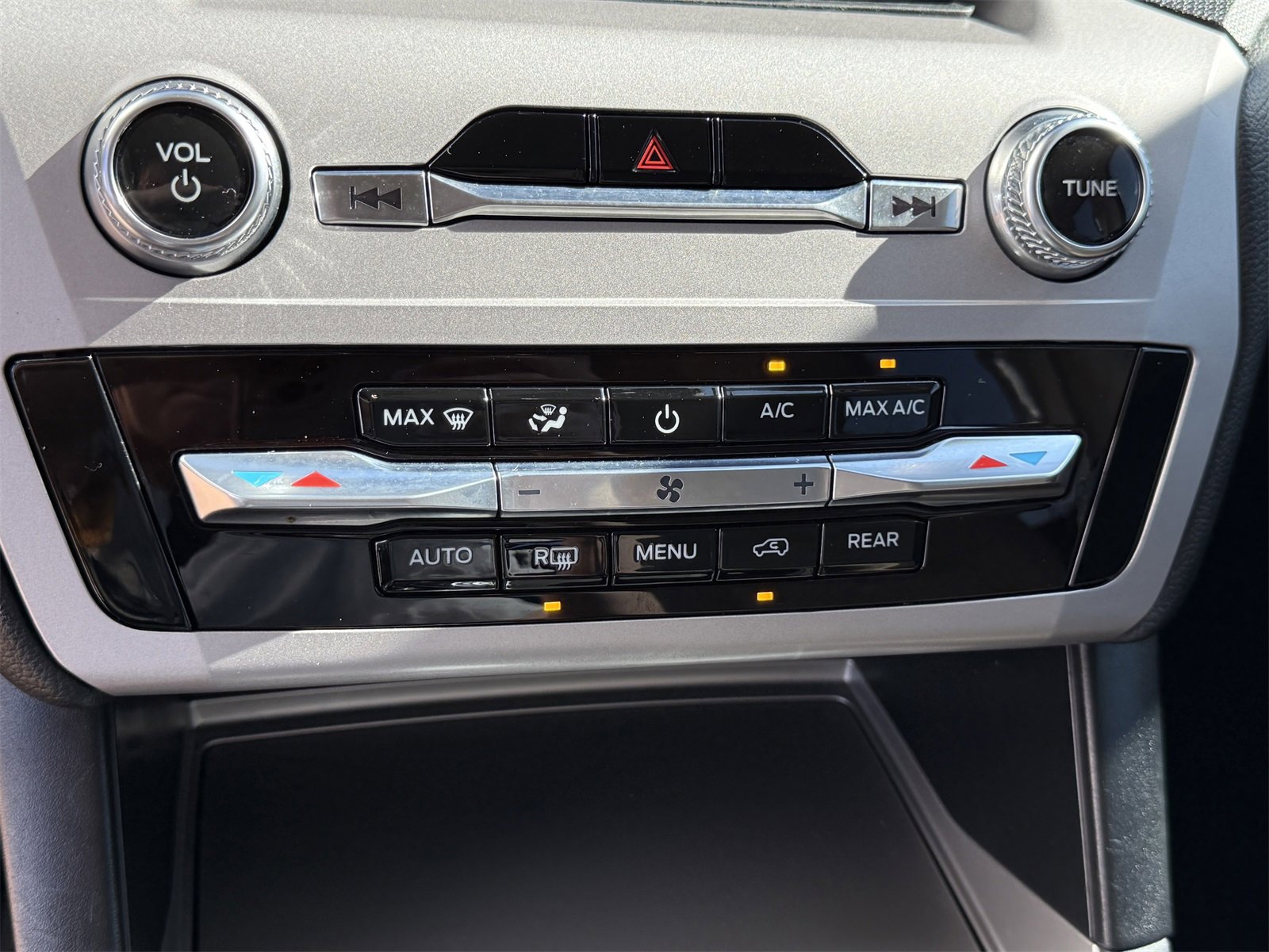 Used 2023 Ford Explorer 4WD image 22