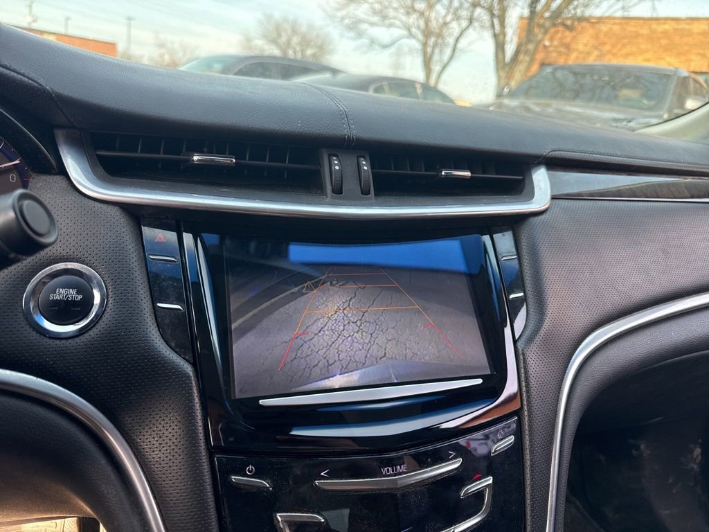 Used 2015 Cadillac XTS Luxury image 9