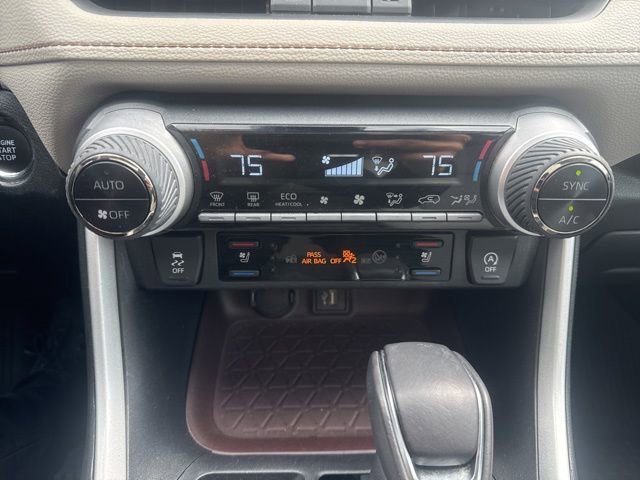 Used 2024 Toyota RAV4 Limited image 30