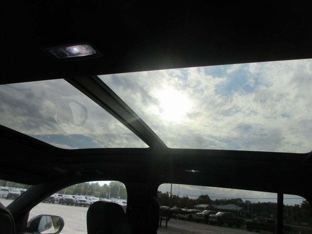 New 2026 Buick Enclave Sport Touring w/ Power Package image 17