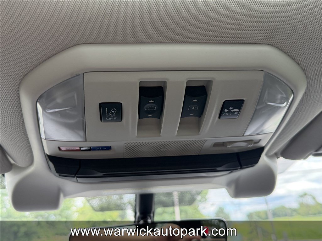 Used 2022 Subaru Ascent Onyx Edition AWD/4WD image 11